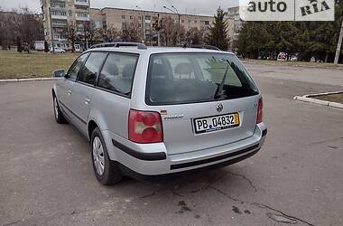 Универсал Volkswagen Passat 2001 в Ровно