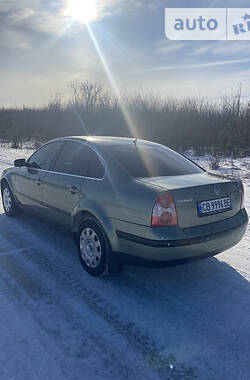 Седан Volkswagen Passat 2002 в Прилуках