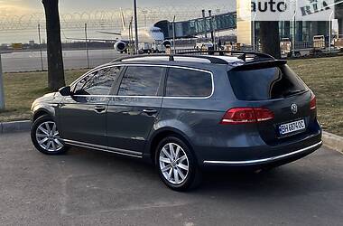 Универсал Volkswagen Passat 2014 в Одессе