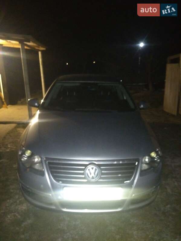 Седан Volkswagen Passat 2006 в Смеле