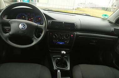 Универсал Volkswagen Passat 2002 в Ковеле
