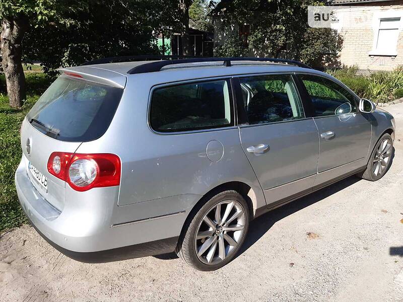 Хэтчбек Volkswagen Passat 2009 в Кропивницком