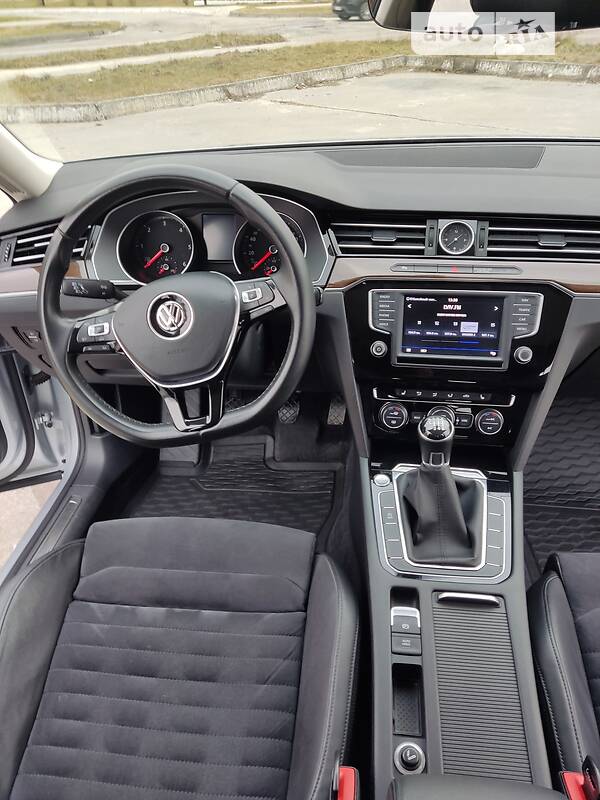 Універсал Volkswagen Passat 2017 в Вараші фото 13 Універсал Volkswagen Passat 2017 в Вараші