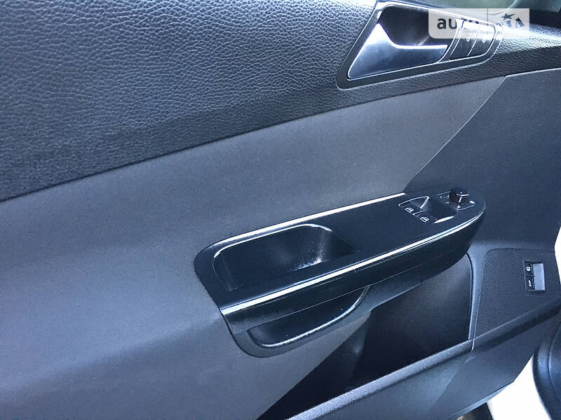 Универсал Volkswagen Passat 2008 в Самборе