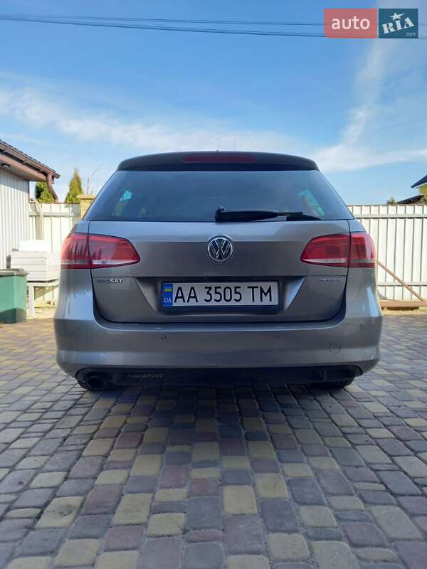 Универсал Volkswagen Passat 2012 в Киеве фото 4 Универсал Volkswagen Passat 2012 в Киеве