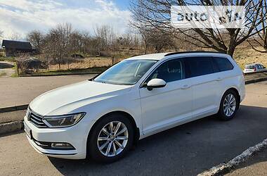 Універсал Volkswagen Passat 2017 в Рівному