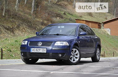 Седан Volkswagen Passat 2001 в Сваляве