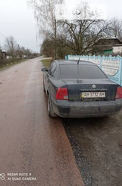 Седан Volkswagen Passat 1999 в Малине