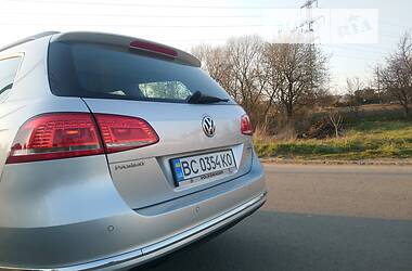 Універсал Volkswagen Passat 2013 в Львові