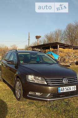Універсал Volkswagen Passat 2013 в Томашполі