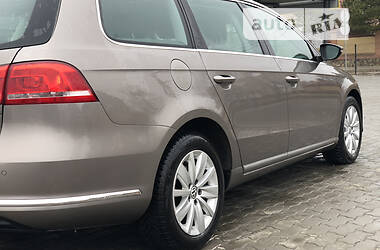 Универсал Volkswagen Passat 2012 в Луцке