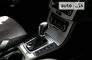 Седан Volkswagen Passat 2011 в 