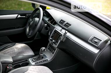 Седан Volkswagen Passat 2011 в 