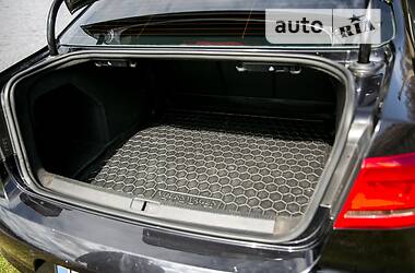 Седан Volkswagen Passat 2011 в 