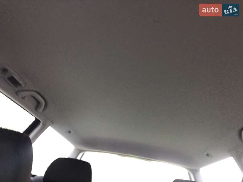 Универсал Volkswagen Passat 2002 в Косове