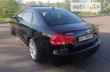 Седан Volkswagen Passat 2012 в Кривому Розі