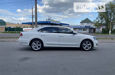 Седан Volkswagen Passat 2014 в 