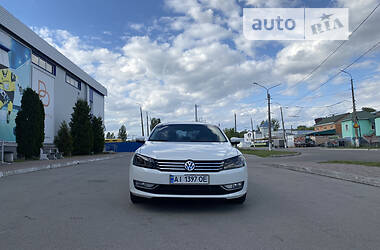 Седан Volkswagen Passat 2014 в 
