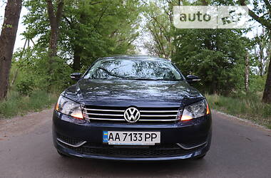 Седан Volkswagen Passat 2012 в Вінниці