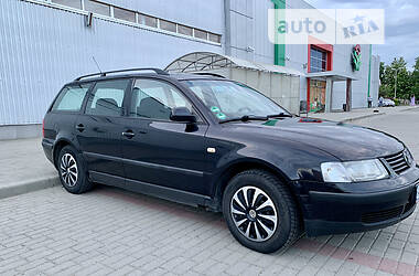 Универсал Volkswagen Passat 1999 в Ужгороде