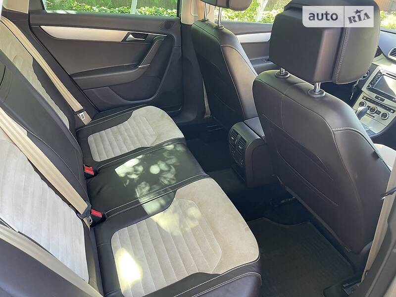 Универсал Volkswagen Passat 2012 в Виноградове