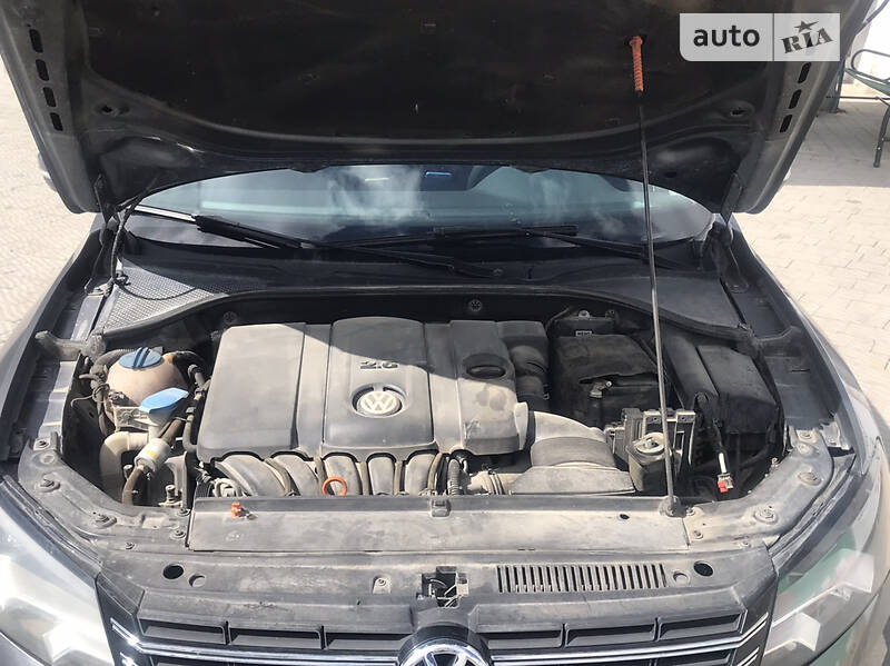 Седан Volkswagen Passat 2013 в Тернополе
