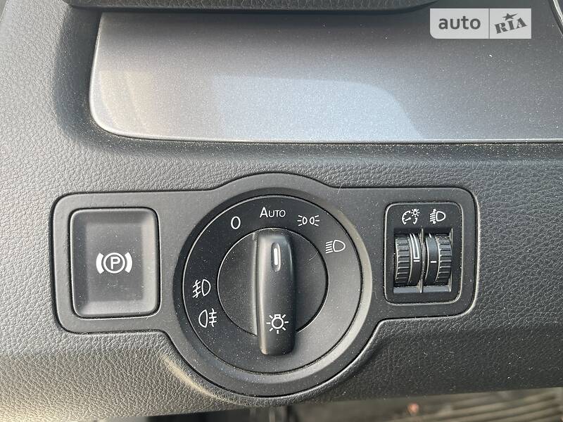 Универсал Volkswagen Passat 2009 в Львове