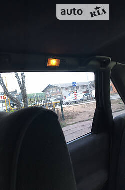 Седан Volkswagen Passat 1995 в 
