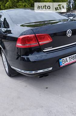 Седан Volkswagen Passat 2012 в Світловодську