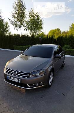 Седан Volkswagen Passat 2011 в Подволочиске