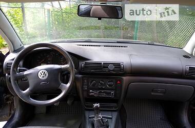 Универсал Volkswagen Passat 1999 в Ровно