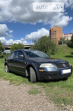 Седан Volkswagen Passat 2003 в Львове