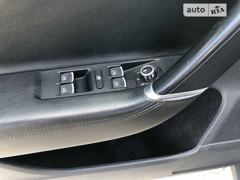 Универсал Volkswagen Passat 2012 в Стрые