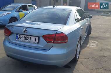 Седан Volkswagen Passat 2013 в Одессе