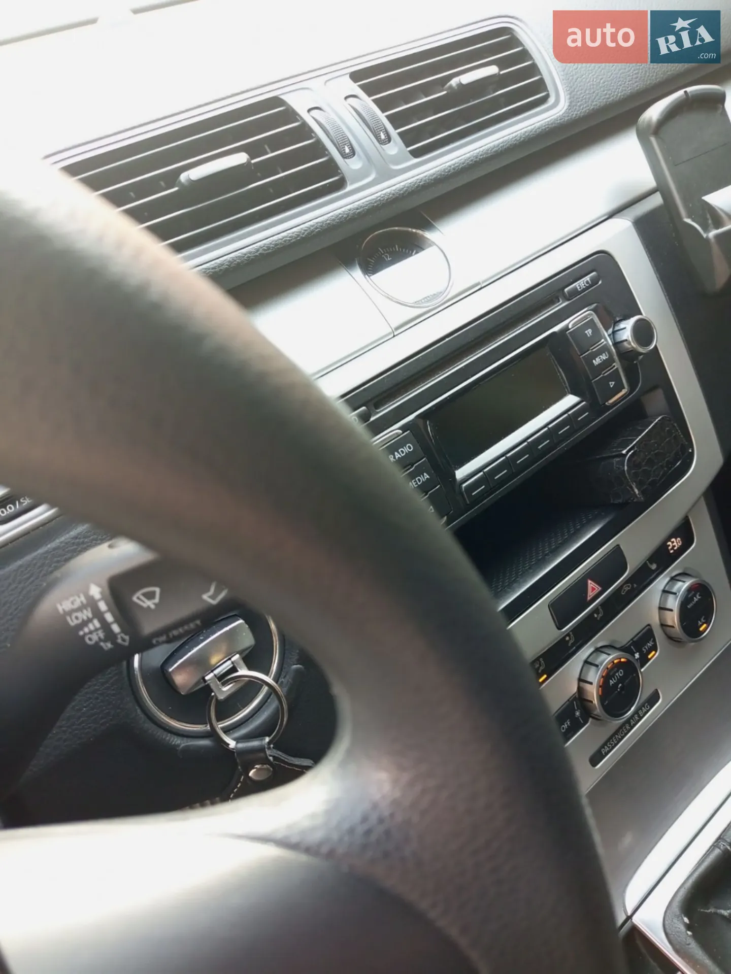2014 Volkswagen Passat - мініатюра 16