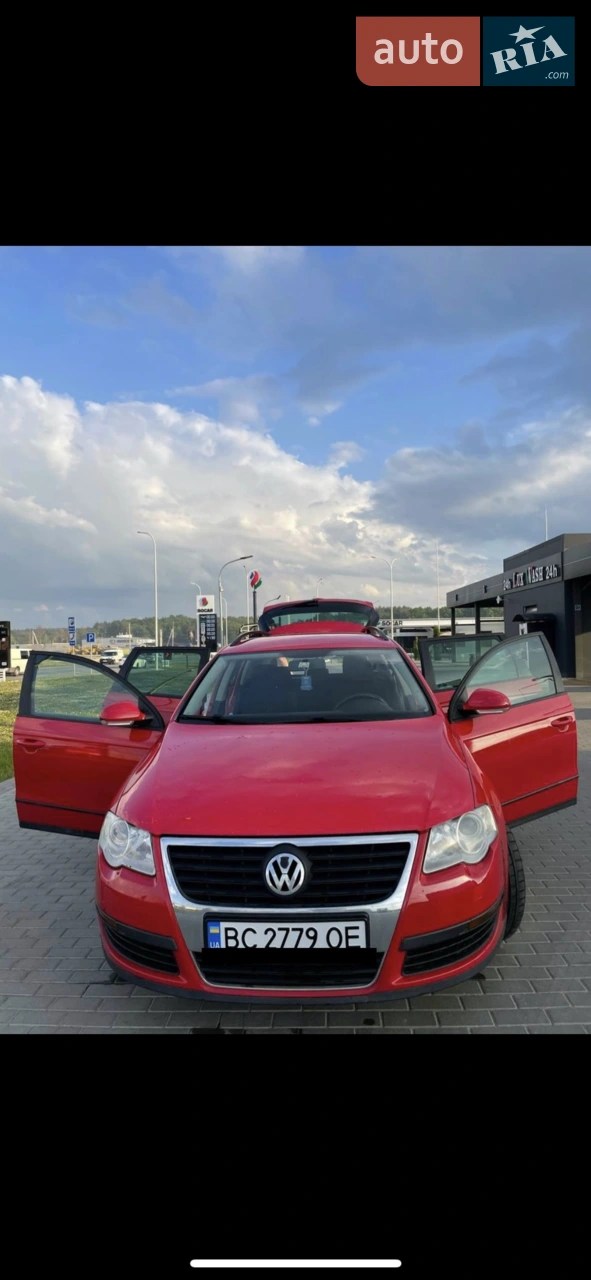 2010 Volkswagen Passat - мініатюра 26