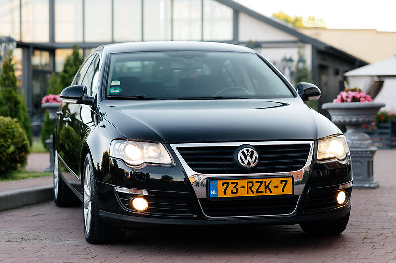 Седан Volkswagen Passat 2008 в Стрые