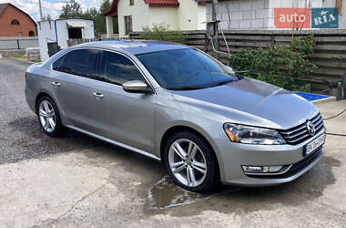 Седан Volkswagen Passat 2012 в 