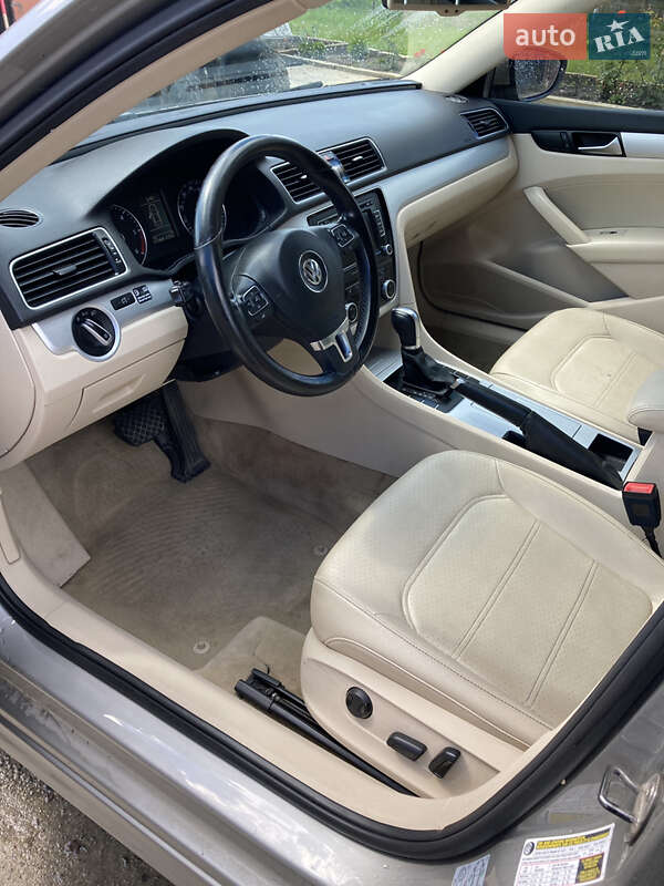 Седан Volkswagen Passat 2012 в Рокитном фото 16 Седан Volkswagen Passat 2012 в Рокитном