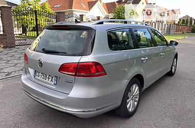 Универсал Volkswagen Passat 2012 в Ровно