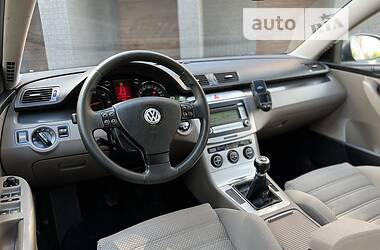 Универсал Volkswagen Passat 2007 в Ивано-Франковске