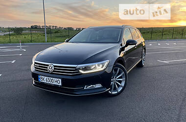 Універсал Volkswagen Passat 2015 в 