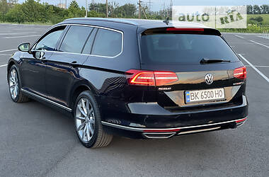 Універсал Volkswagen Passat 2015 в 