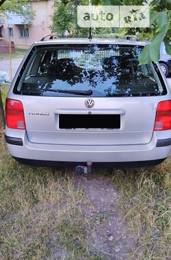 Седан Volkswagen Passat 1997 в Коломиї