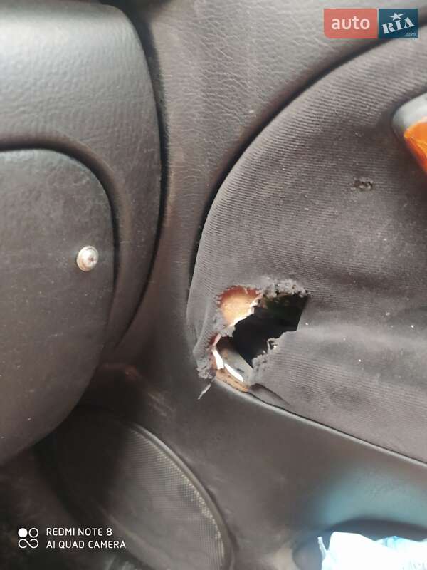 Седан Volkswagen Passat 2003 в Києві