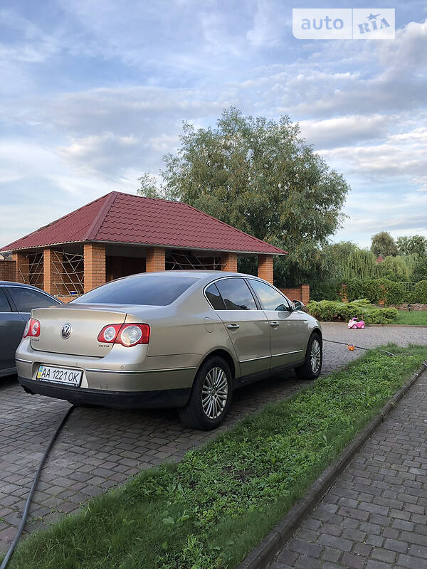 Седан Volkswagen Passat 2006 в Києві фото 9 Седан Volkswagen Passat 2006 в Києві