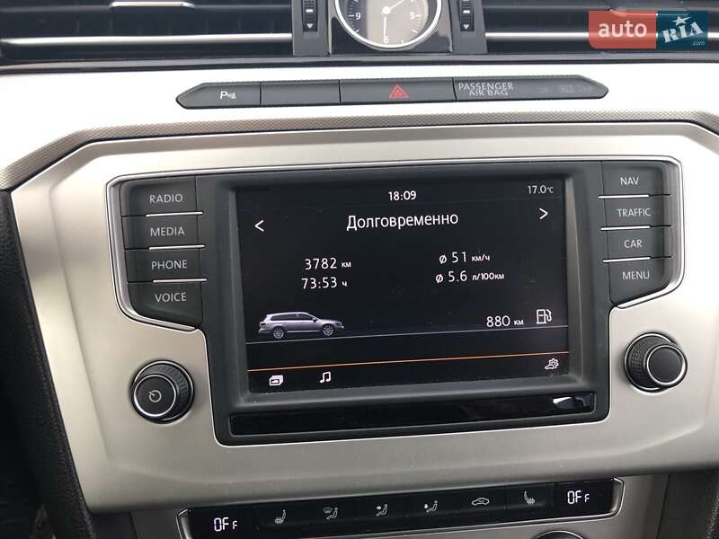 Универсал Volkswagen Passat 2015 в Житомире