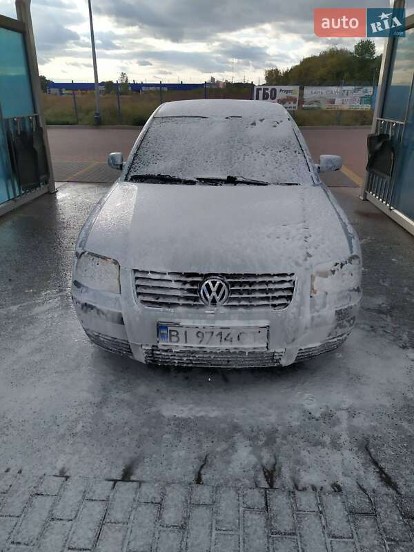 Седан Volkswagen Passat 2001 в Полтаве