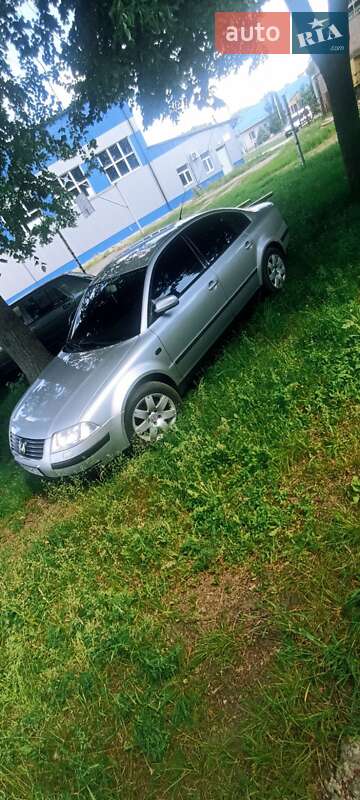 Седан Volkswagen Passat 2001 в Полтаве
