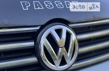 Седан Volkswagen Passat 2011 в Нетешине